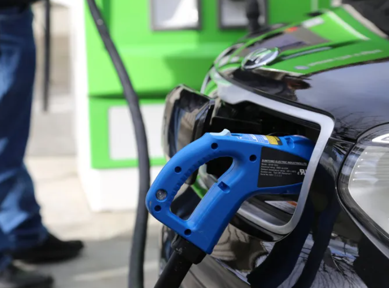 WA announces $85M to help build thousands of EV chargers